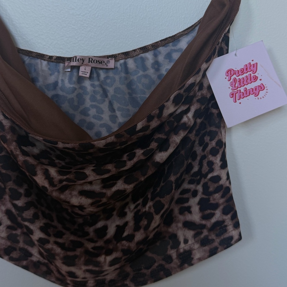 PrettyLittleThing Leopard Print Tube Top - Picture 2 of 3